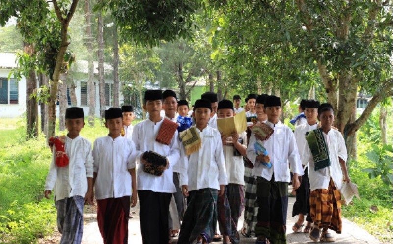 Raudlah Mubar-ak